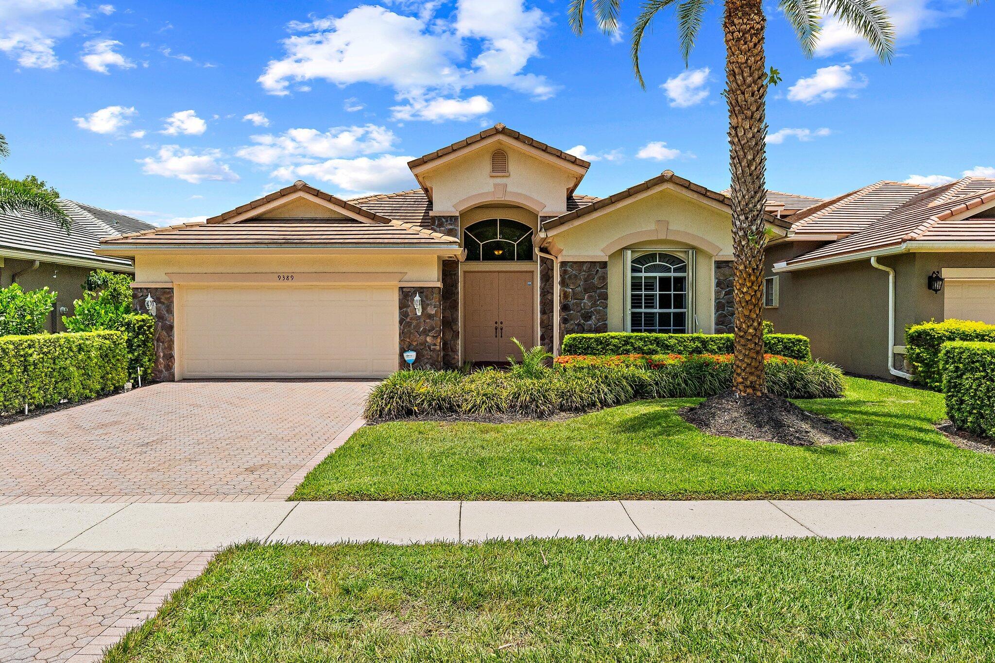9389 Osprey Isles Boulevard