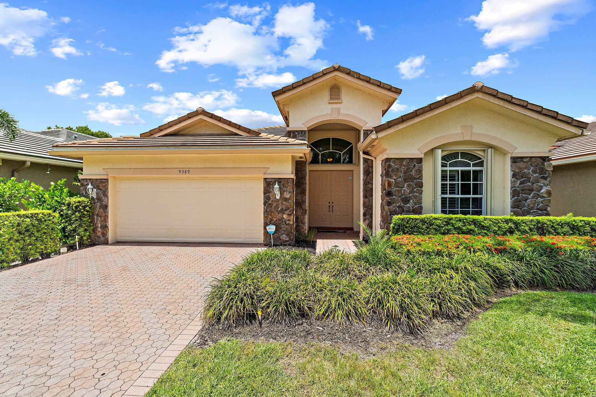9389 Osprey Isles Boulevard