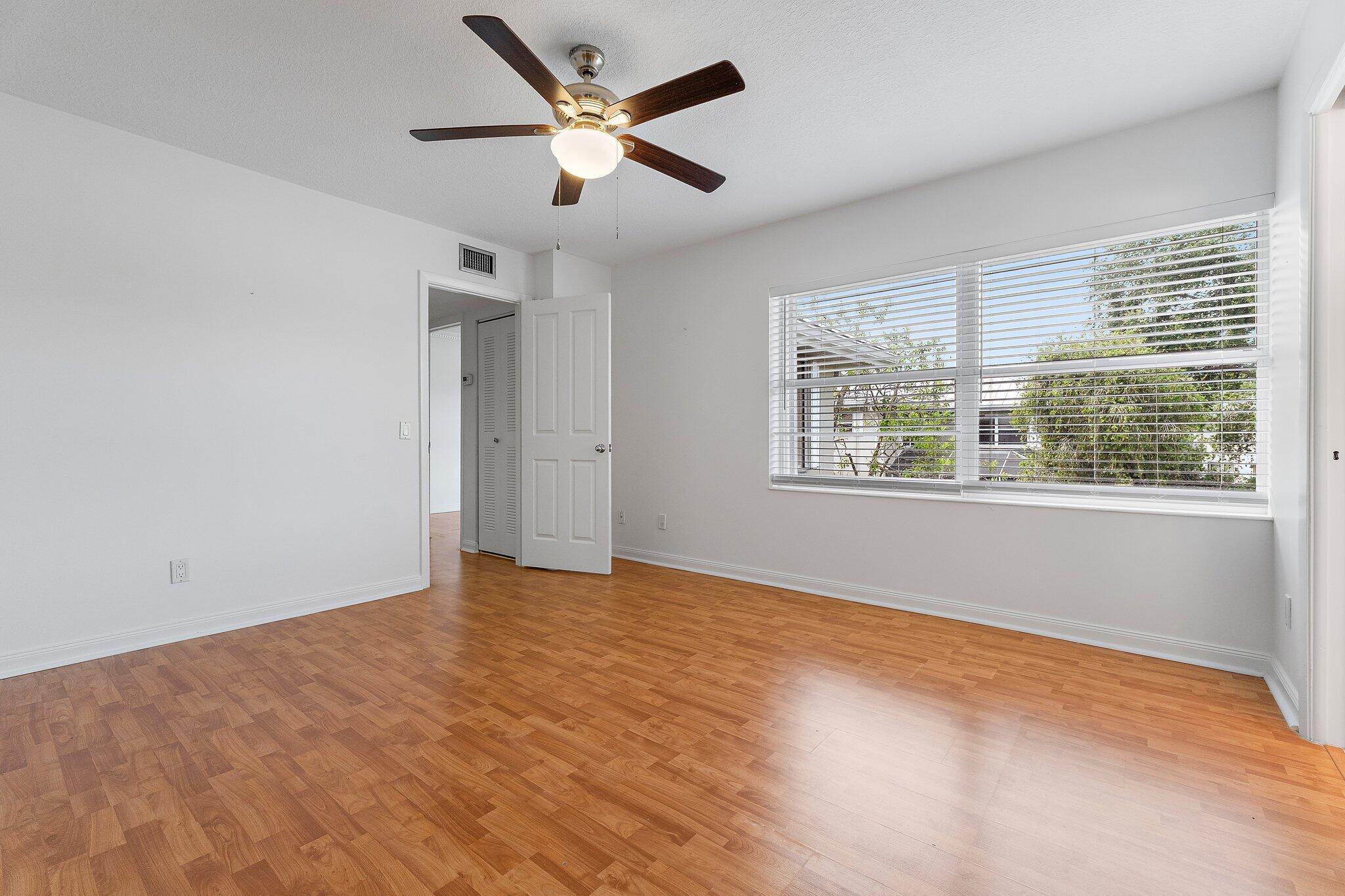 2406 SW Danbury Lane