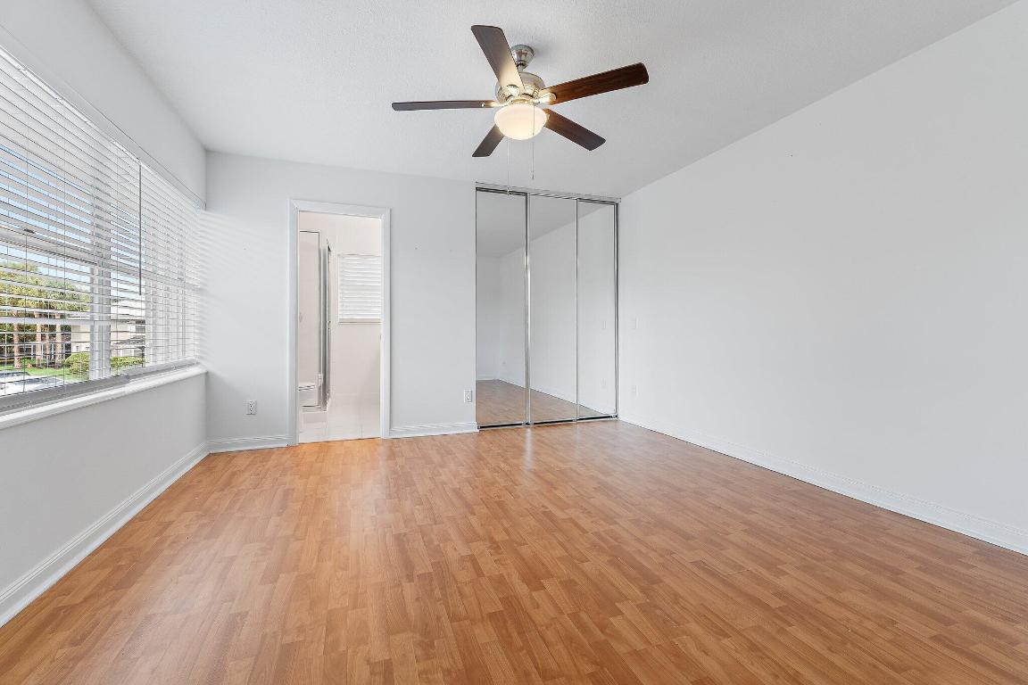 2406 SW Danbury Lane