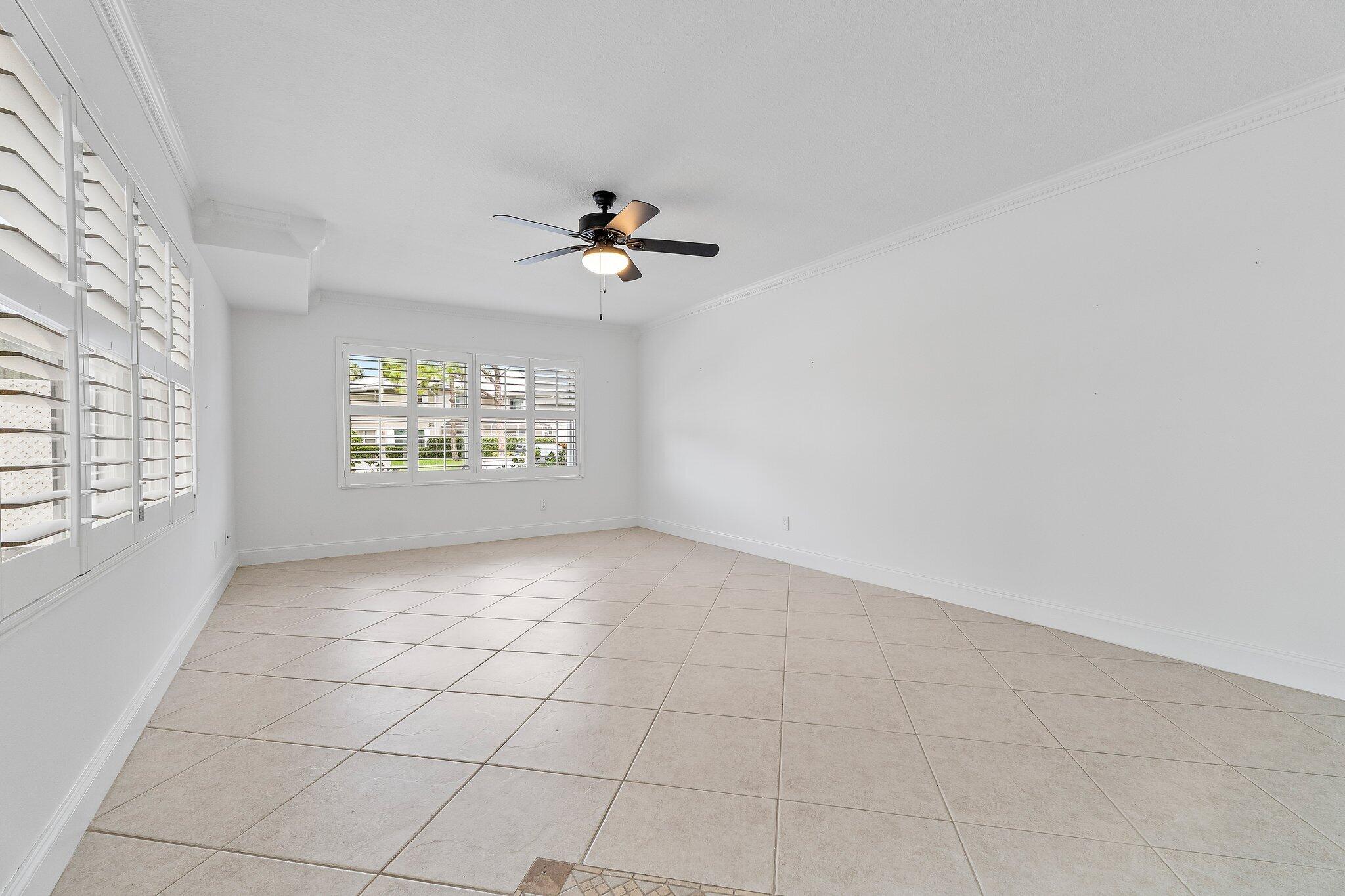 2406 SW Danbury Lane