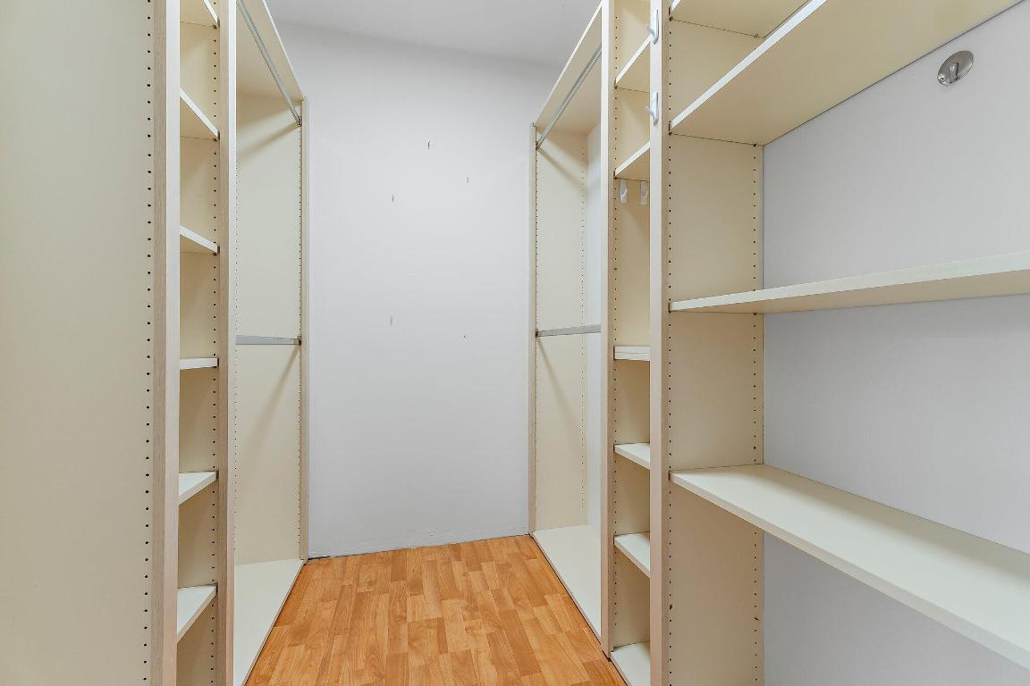 2406 SW Danbury Lane