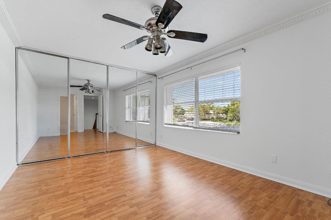 2406 SW Danbury Lane