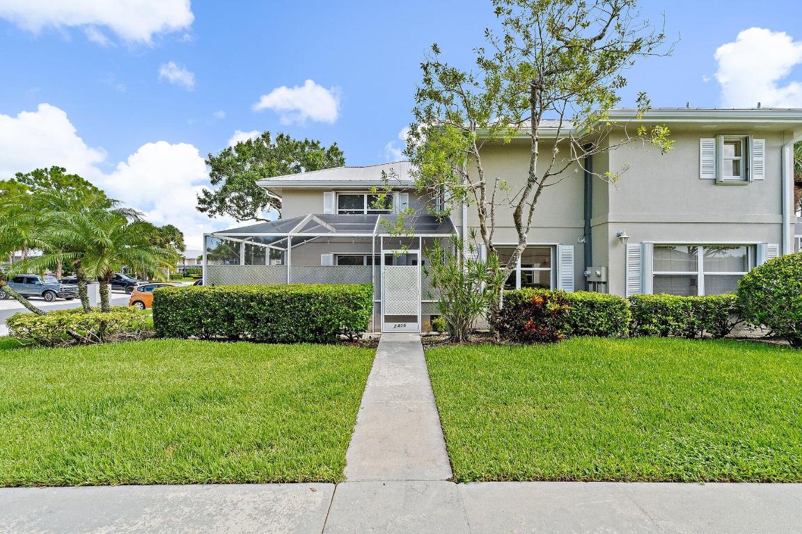 2406 SW Danbury Lane