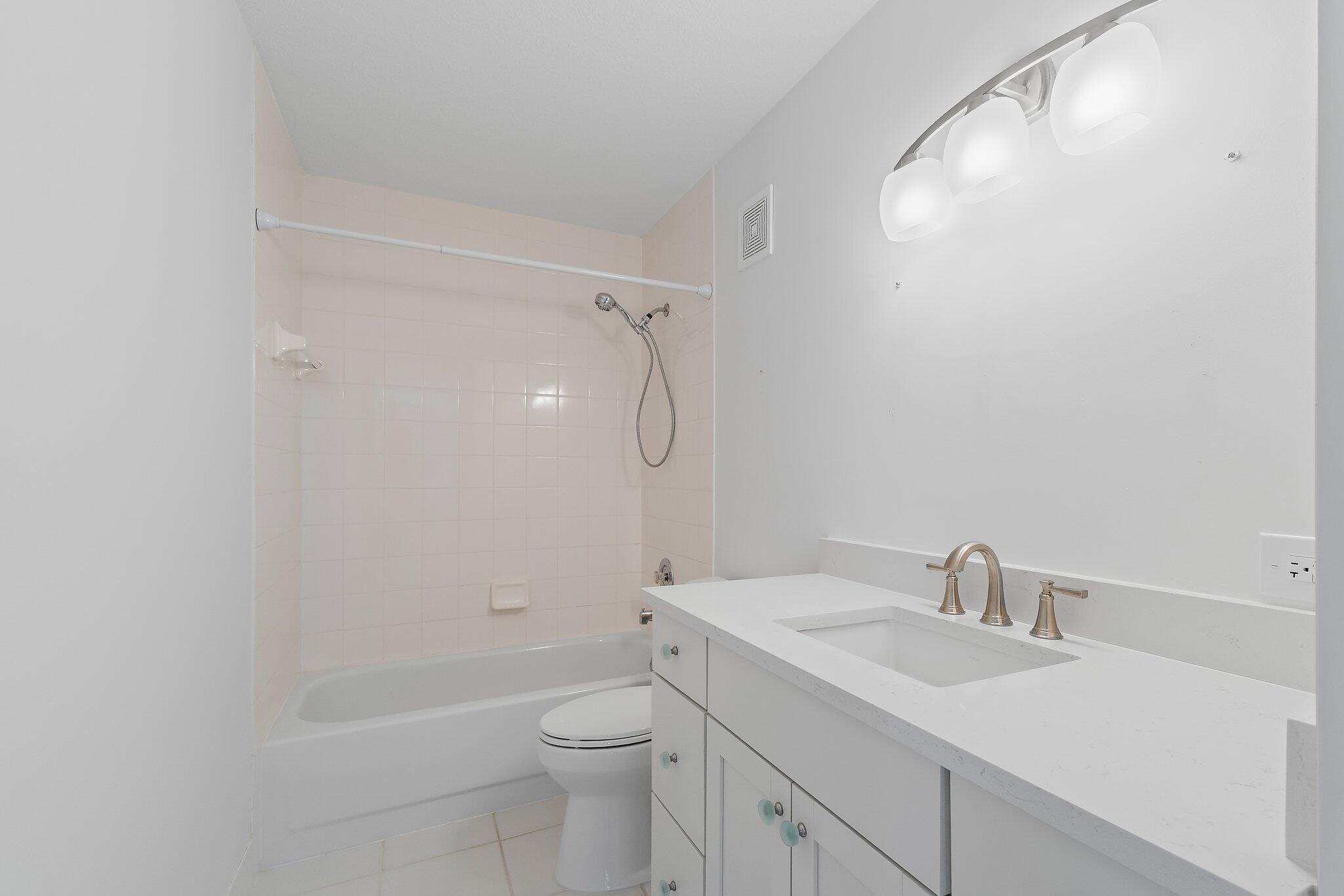 2406 SW Danbury Lane