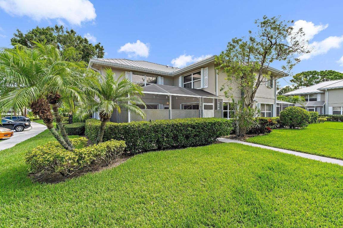 2406 SW Danbury Lane