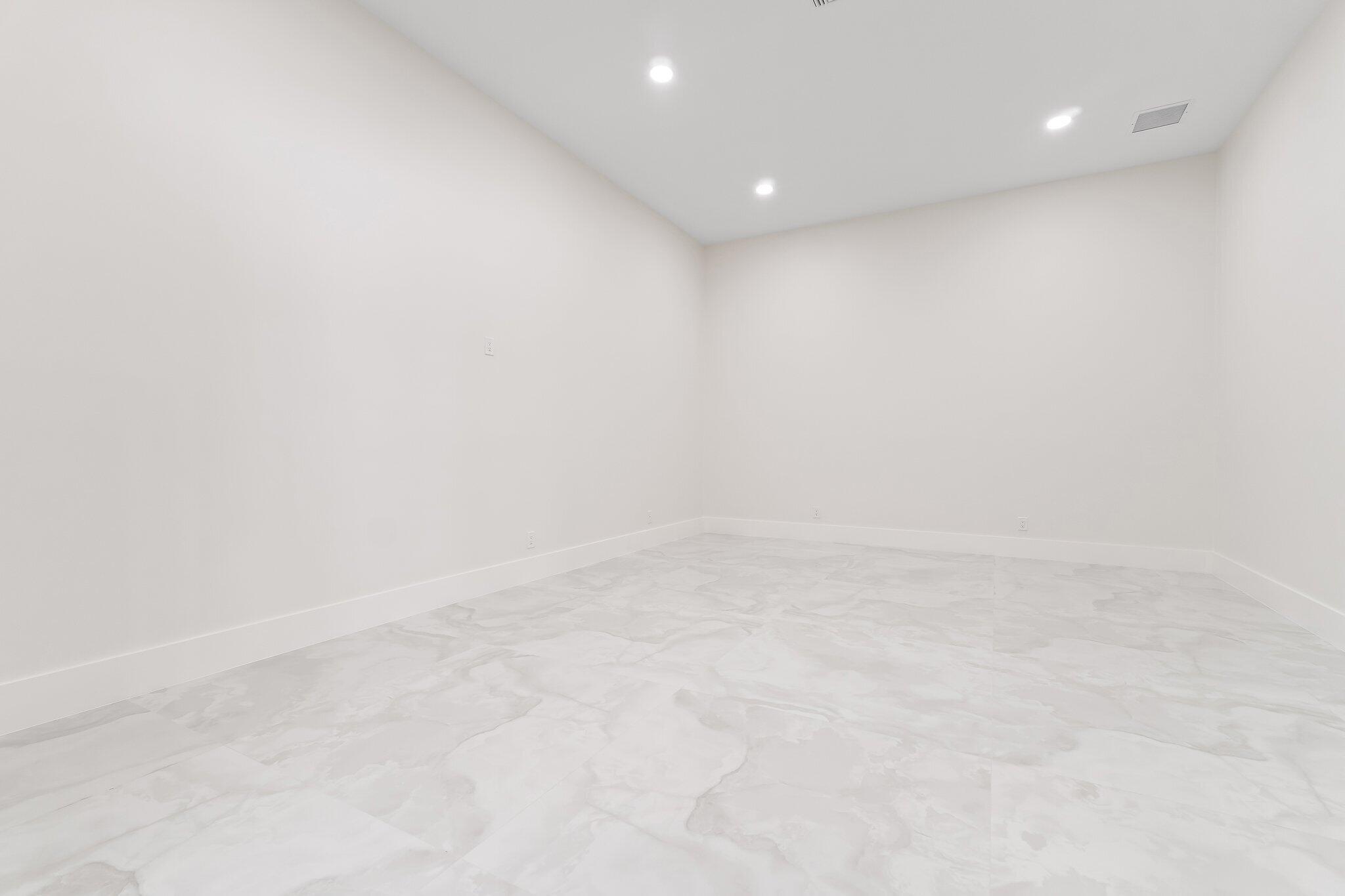 12850 152nd Street N