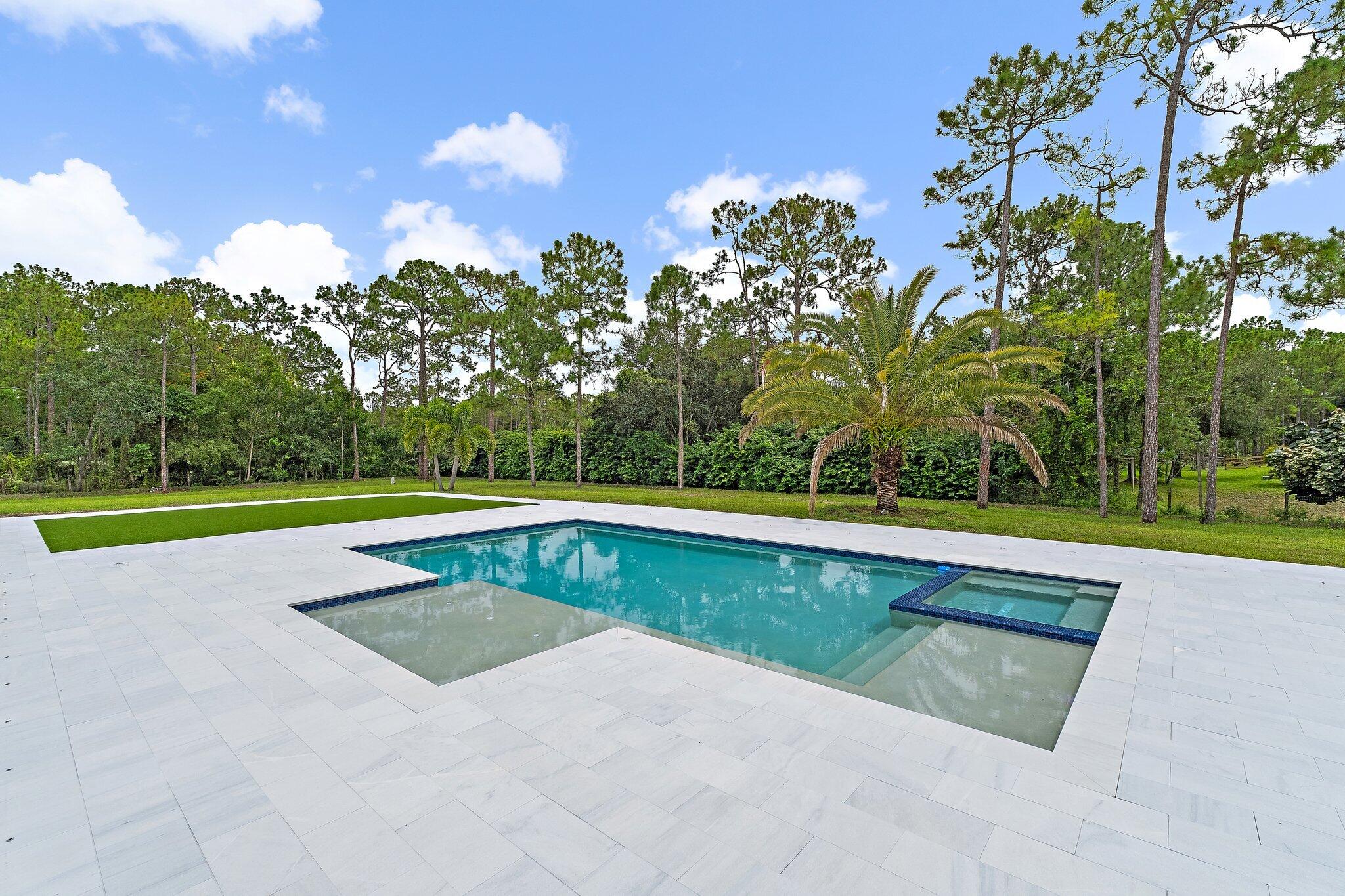 12850 152nd Street N