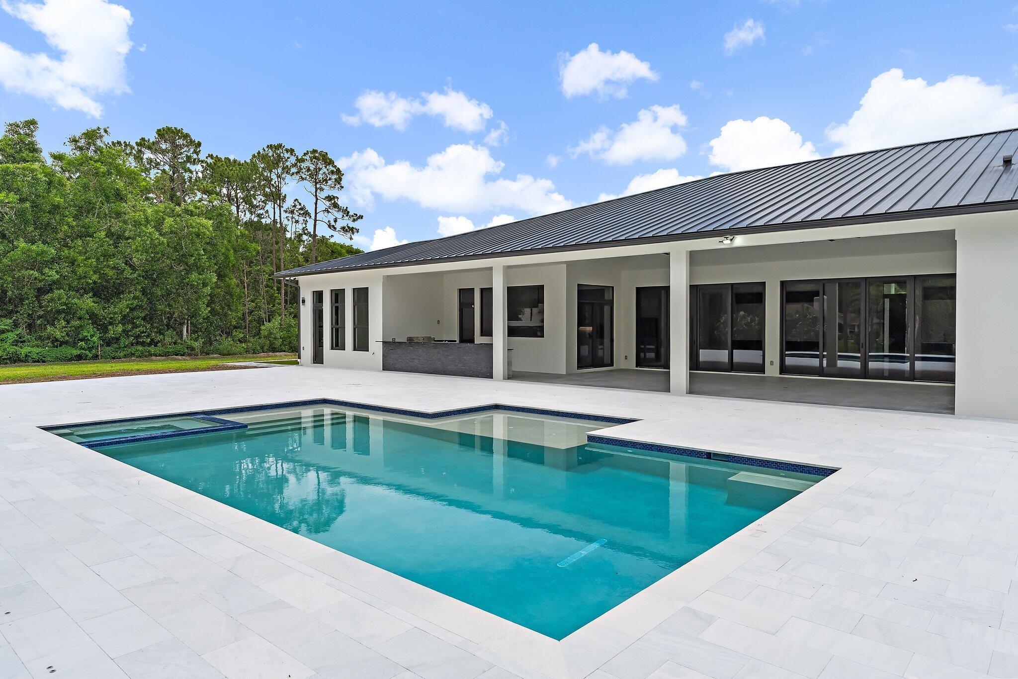 12850 152nd Street N