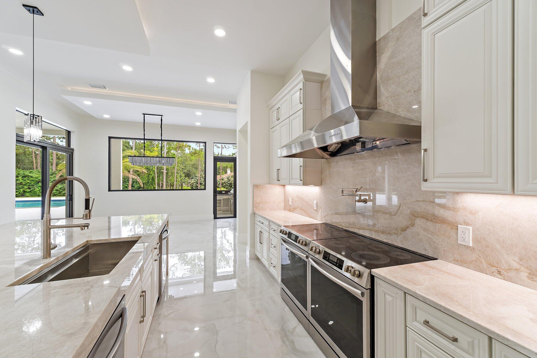 12850 152nd Street N