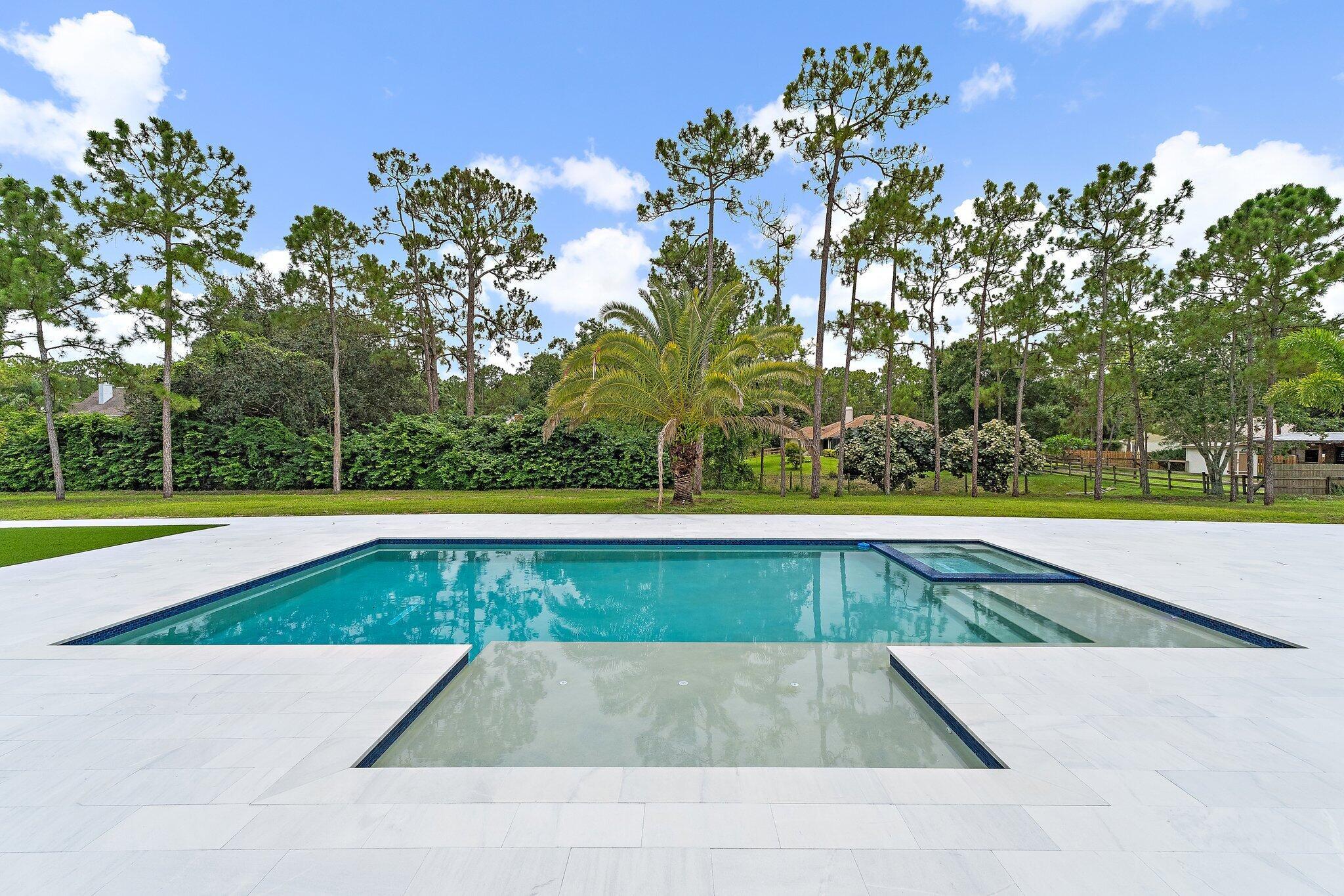 12850 152nd Street N