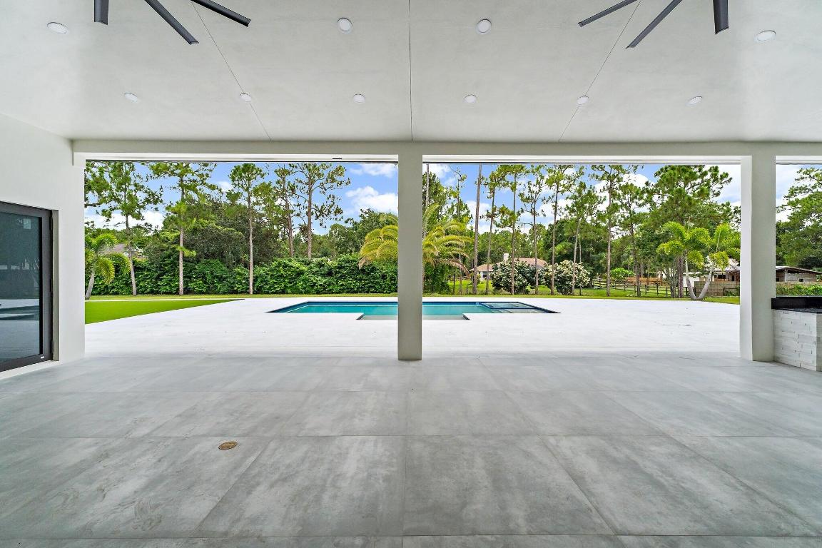 12850 152nd Street N