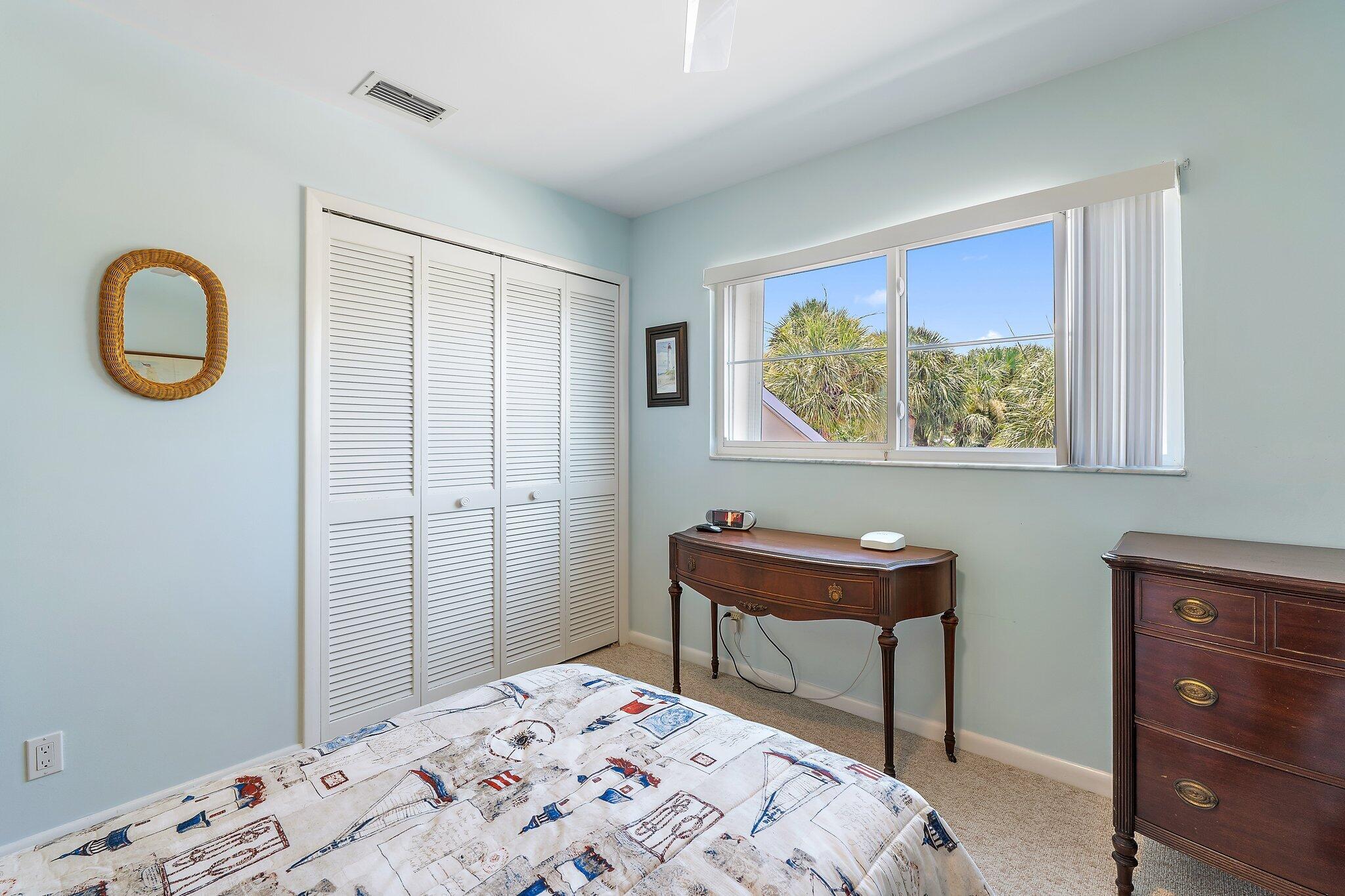 17205 Hilliard Terrace