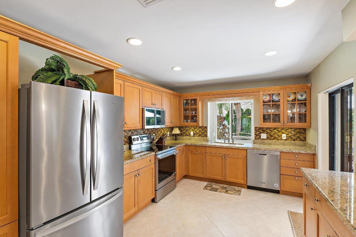 17205 Hilliard Terrace