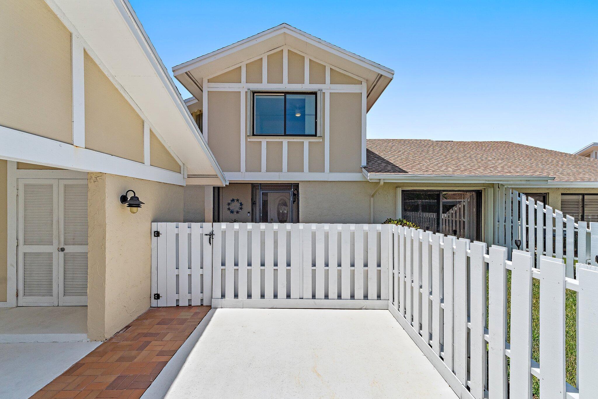 17205 Hilliard Terrace