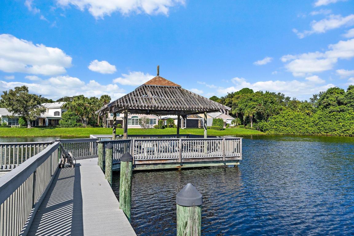 17205 Hilliard Terrace