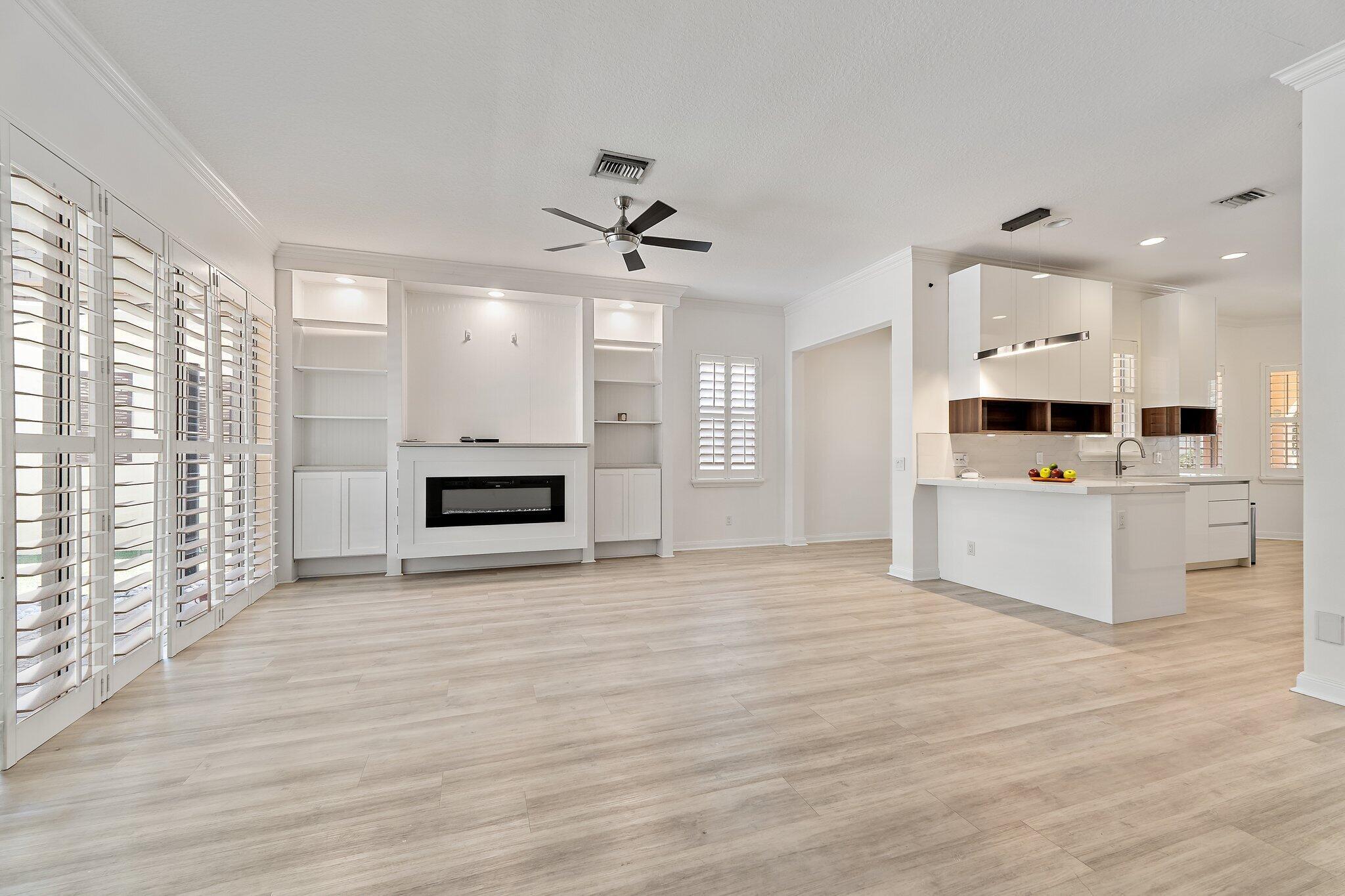 231 Caravelle Drive