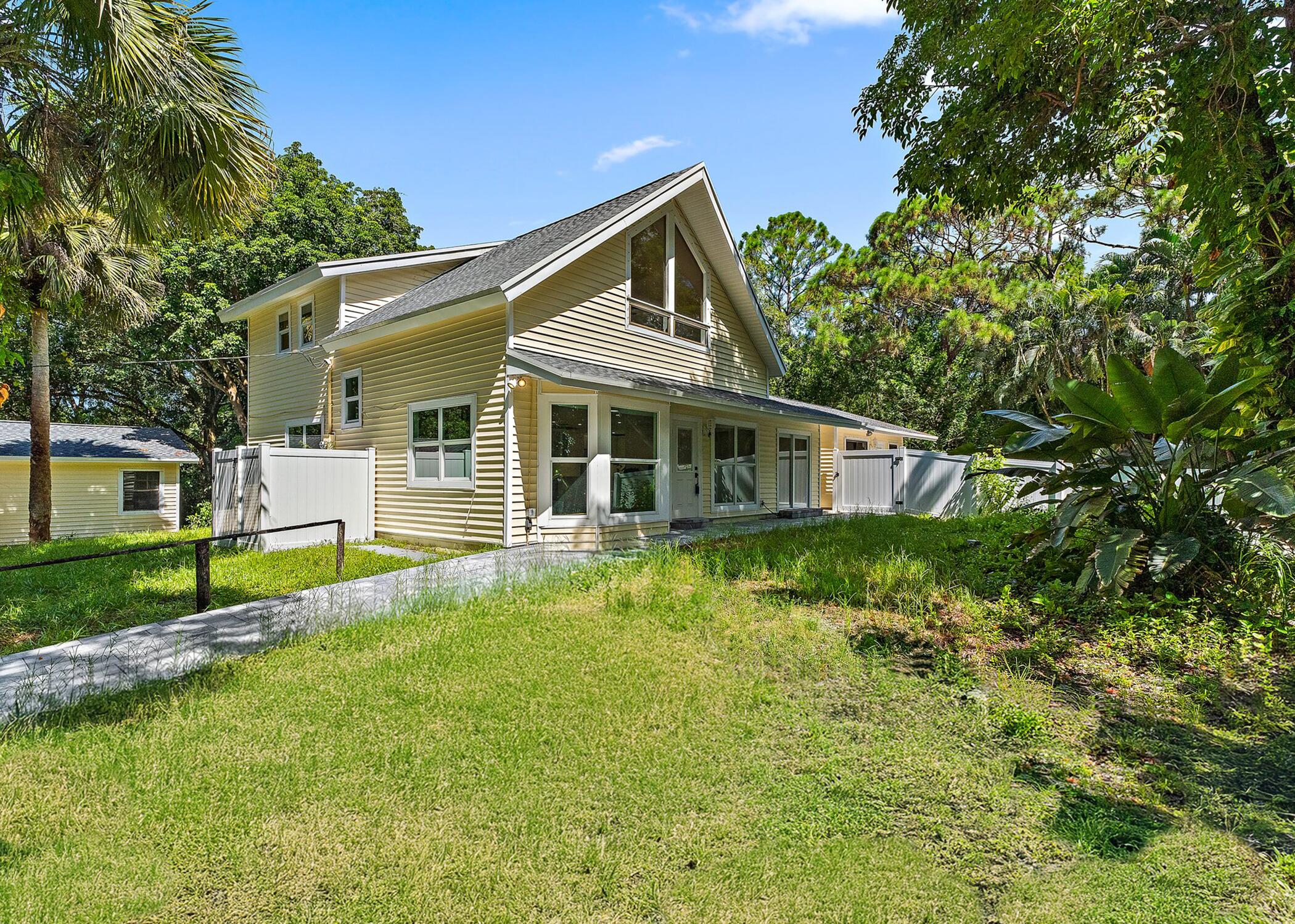 16655 105th Drive N