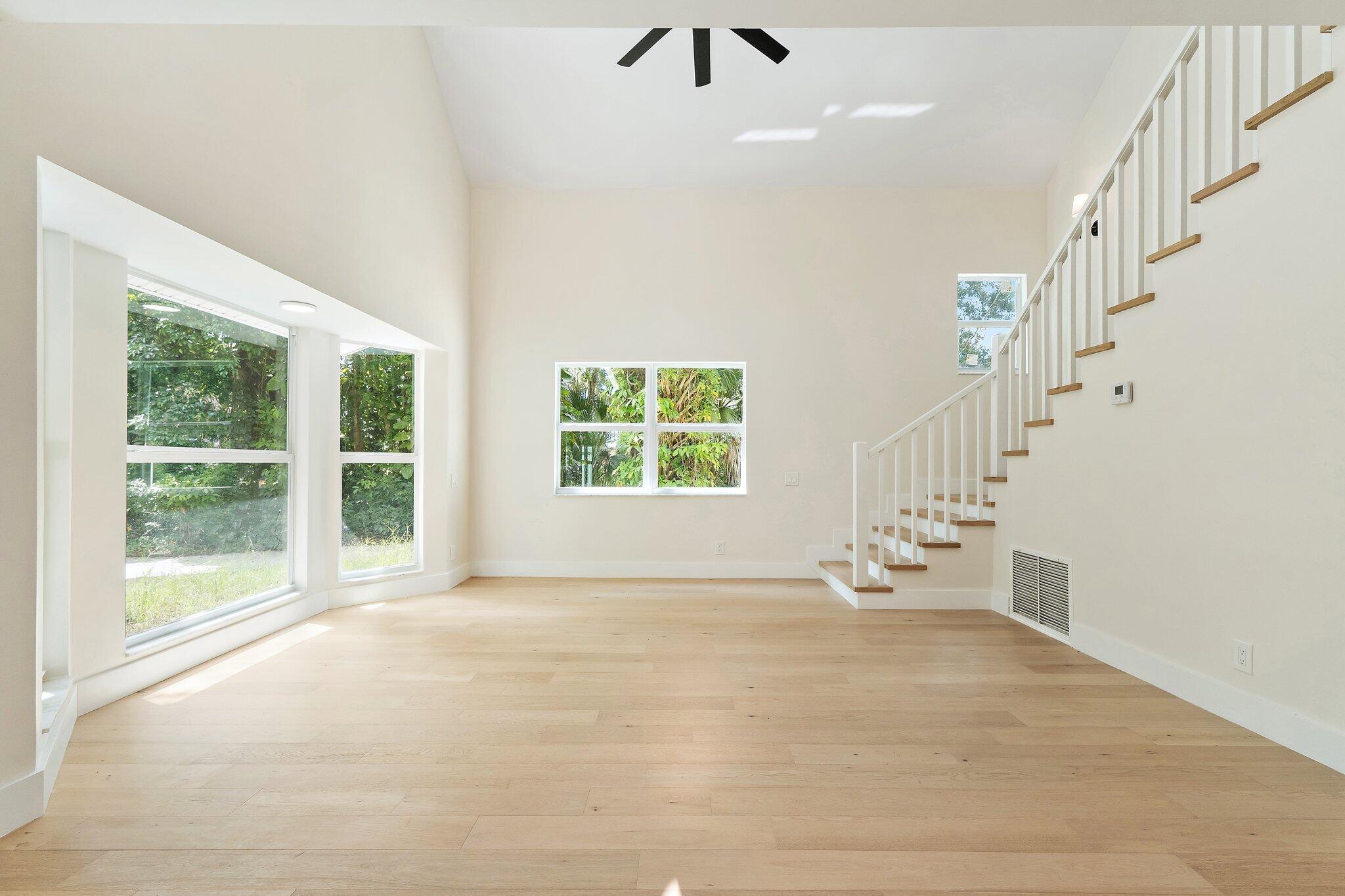 16655 105th Drive N