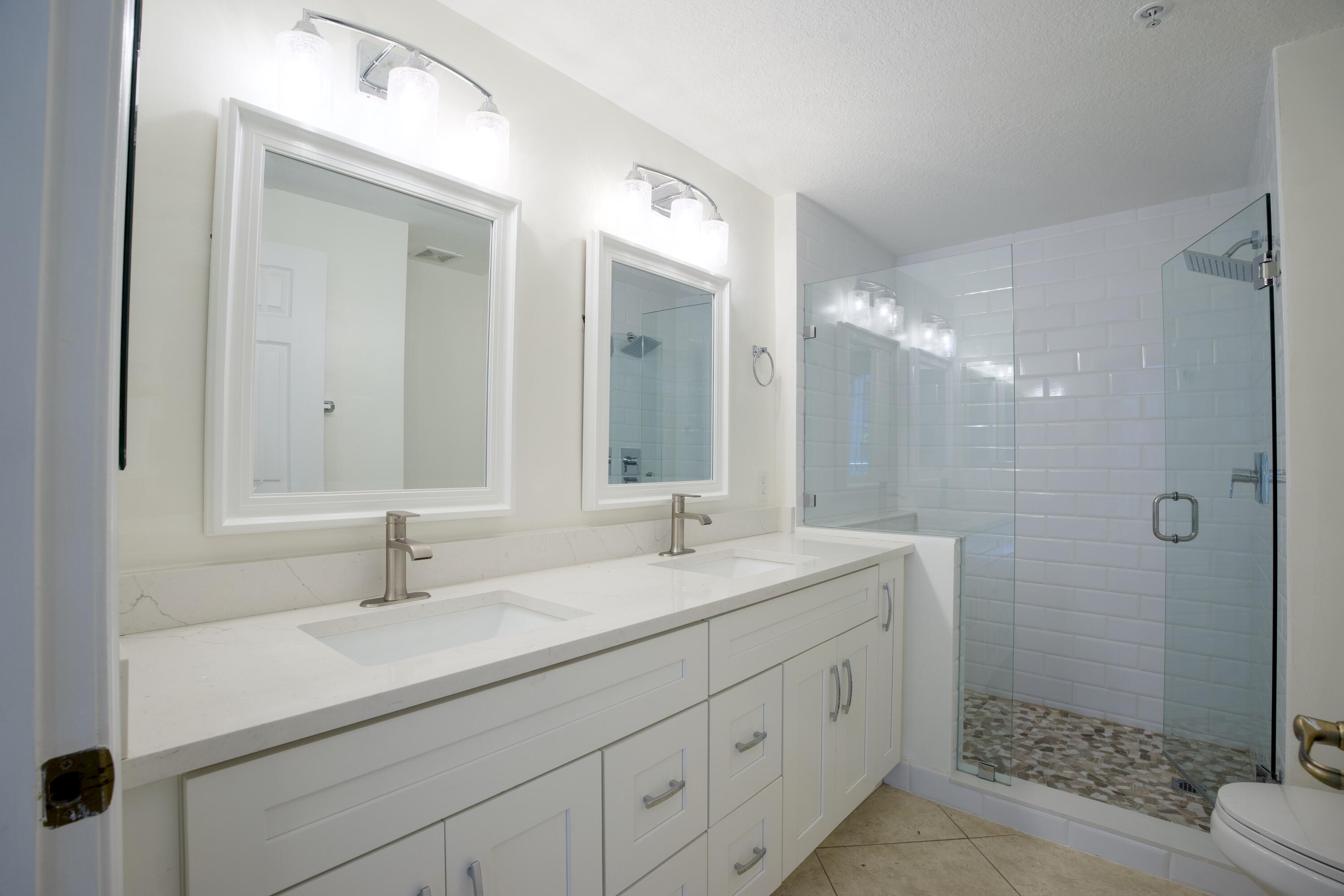 4903 Chancellor Drive 10