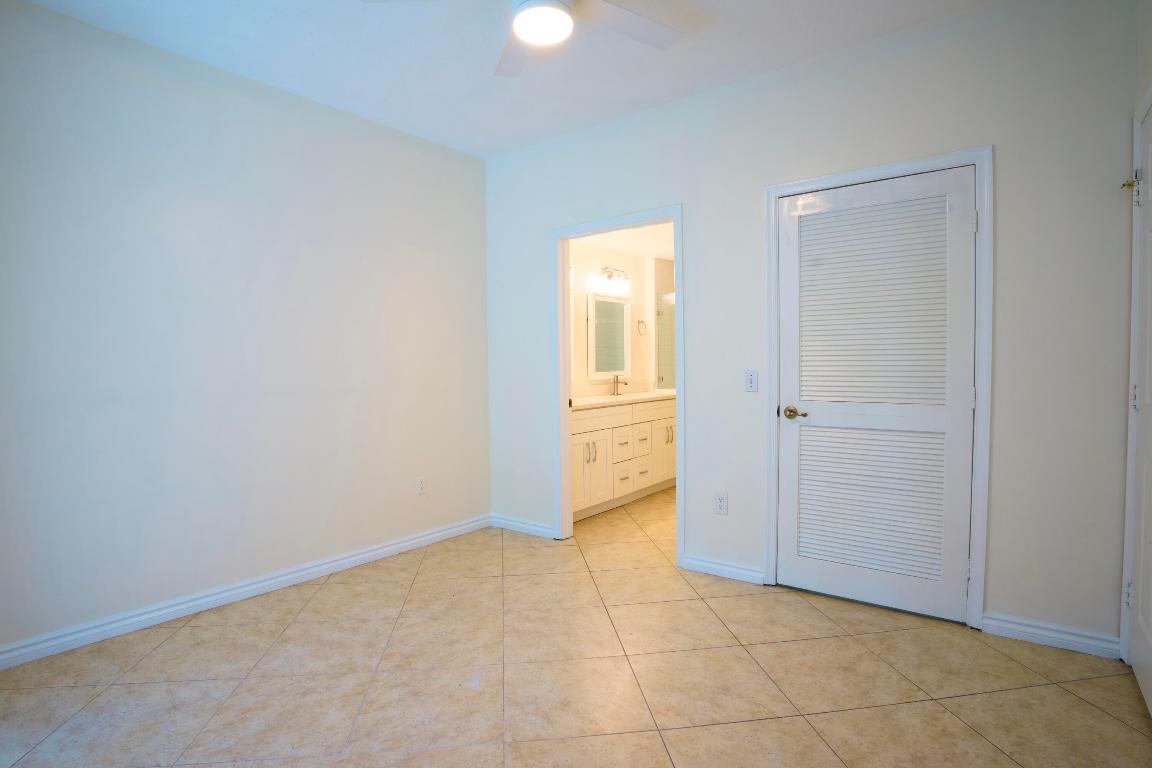 4903 Chancellor Drive 10