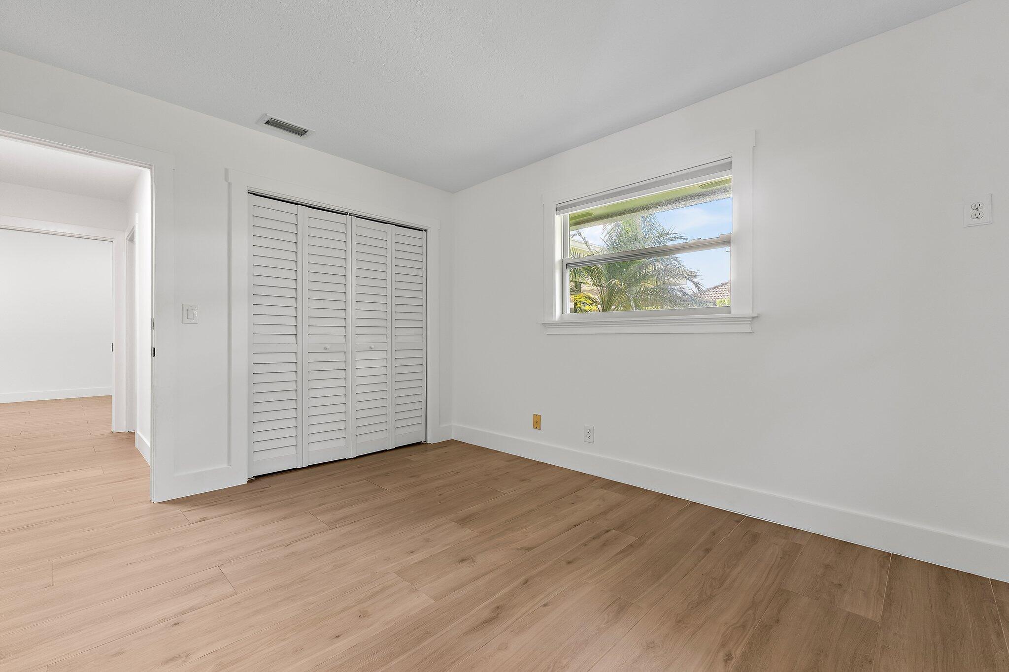 10 SE Splitrail Circle