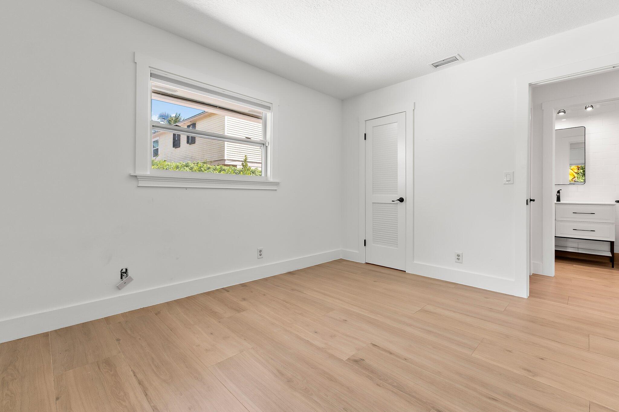 10 SE Splitrail Circle