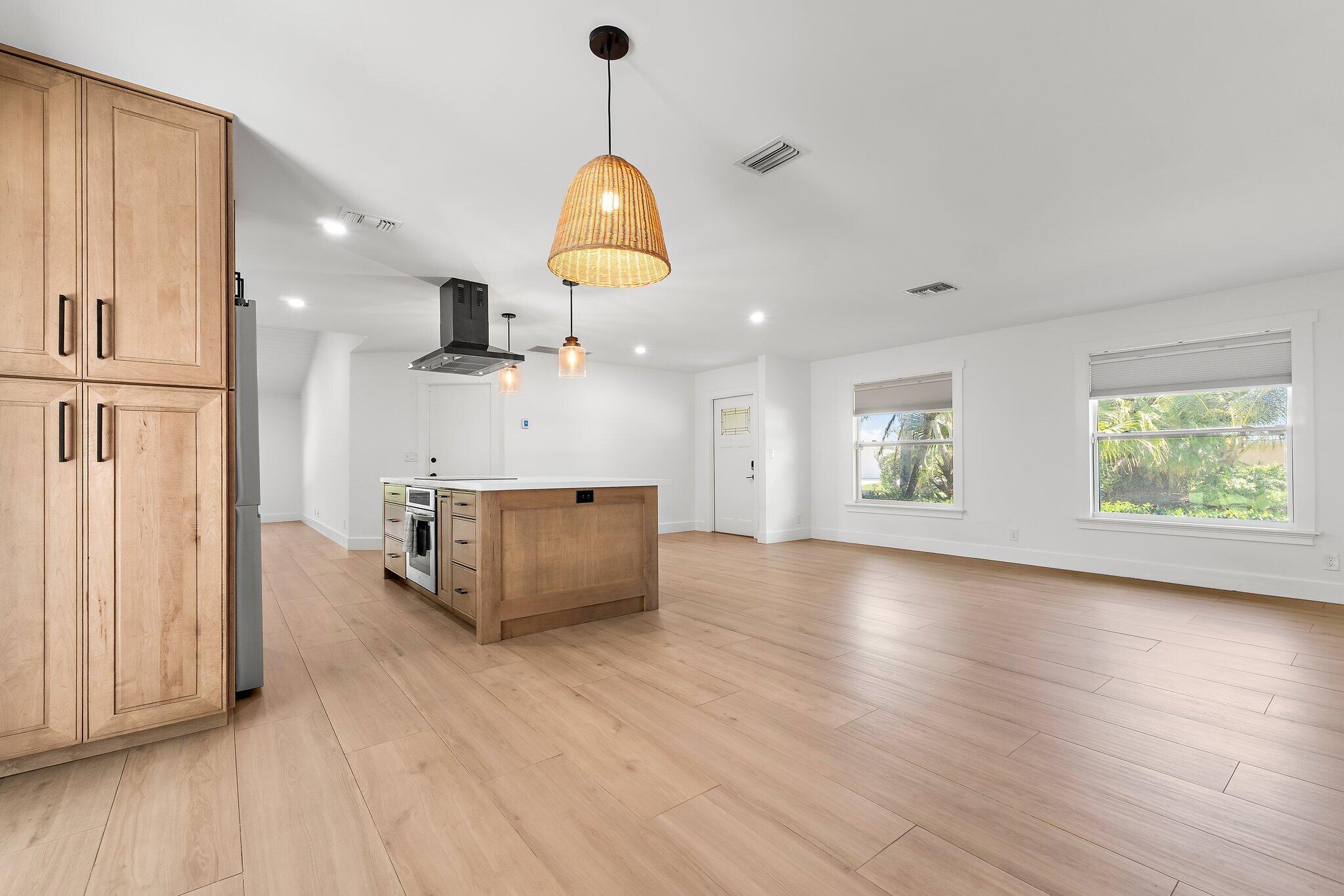 10 SE Splitrail Circle