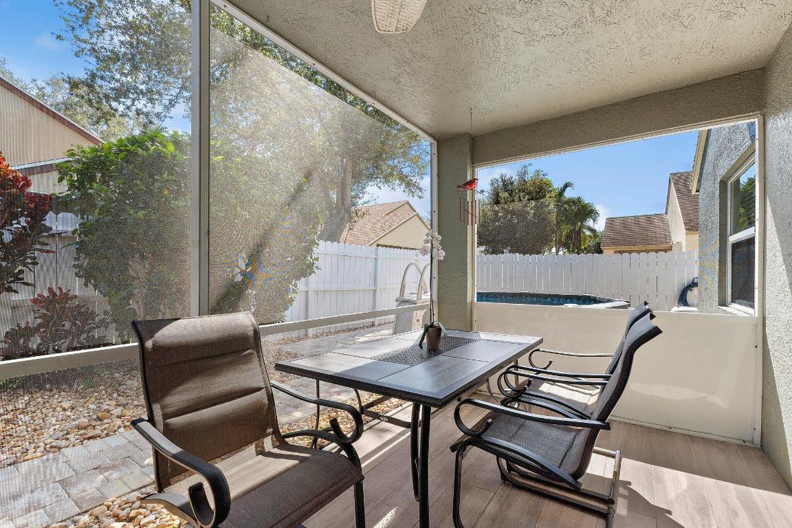 146 Pennock Landing Circle