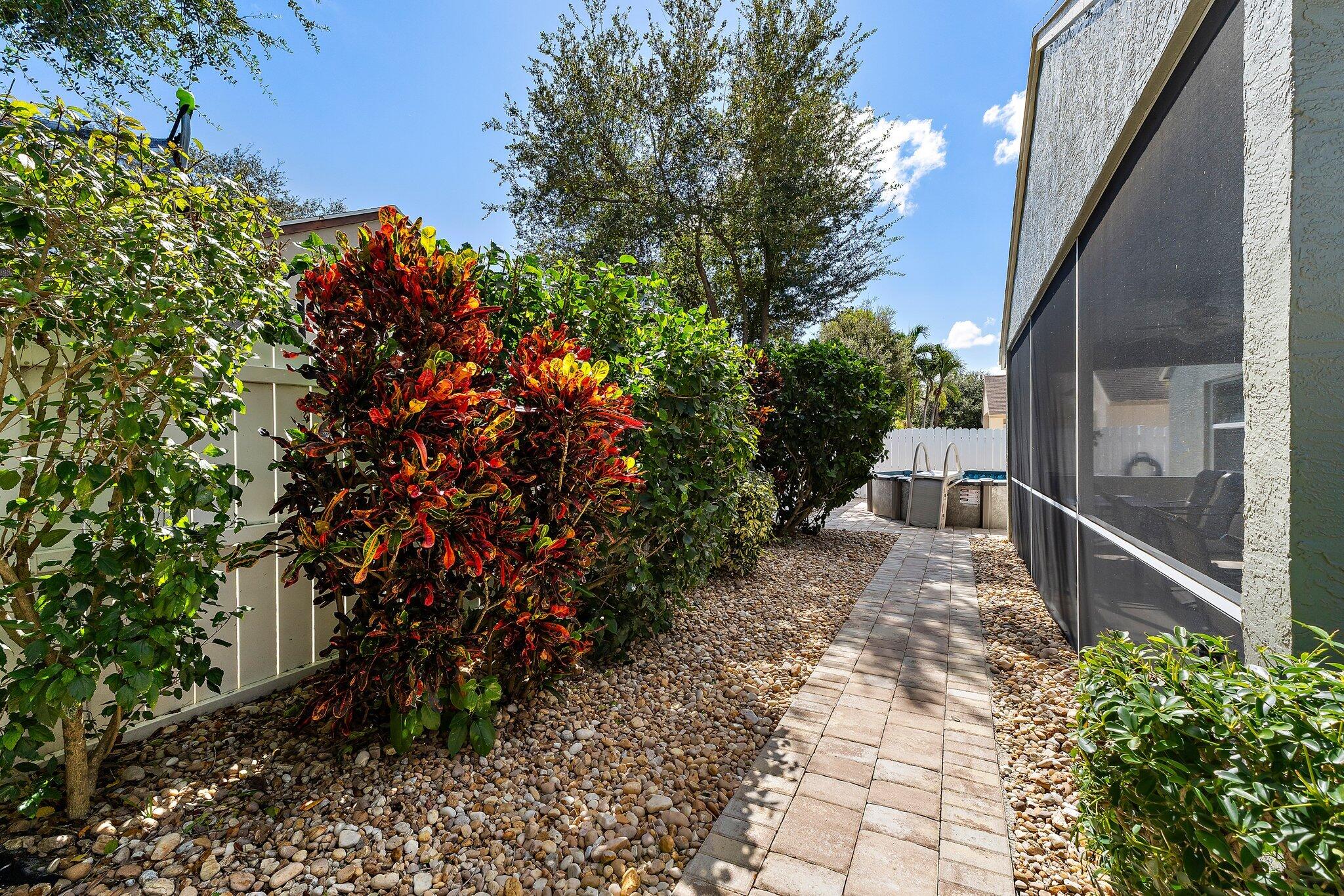 146 Pennock Landing Circle