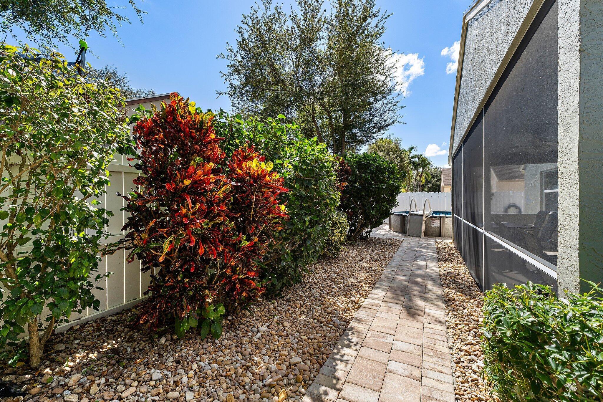 146 Pennock Landing Circle