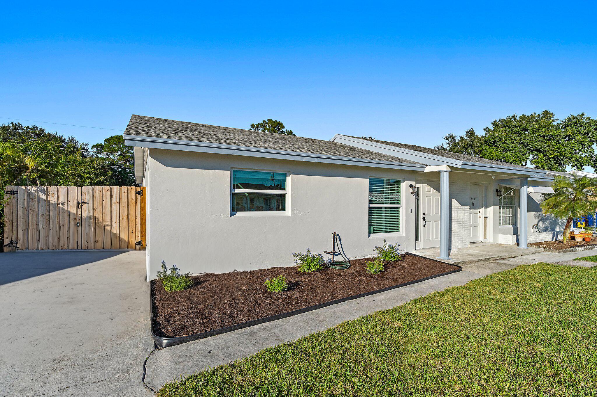 1015 Riverwood Lane