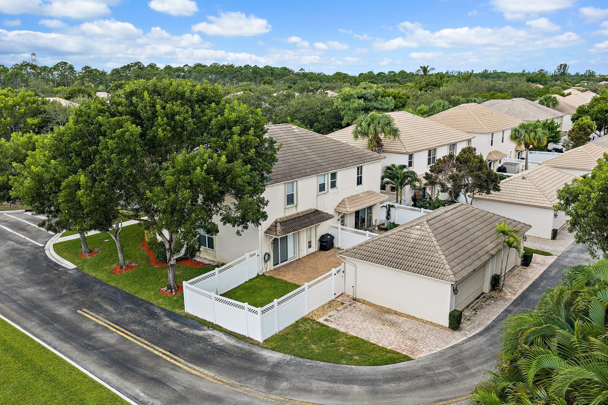 8041 Murano Circle