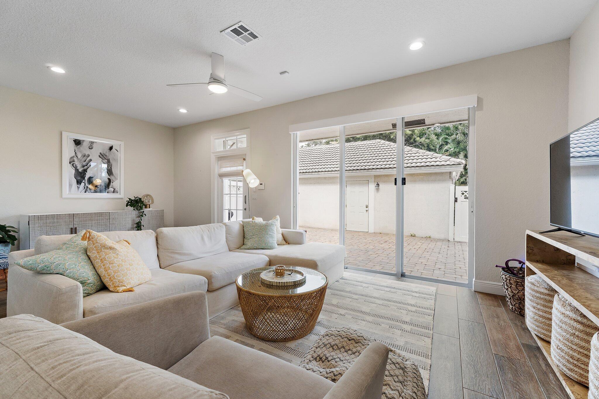 8041 Murano Circle