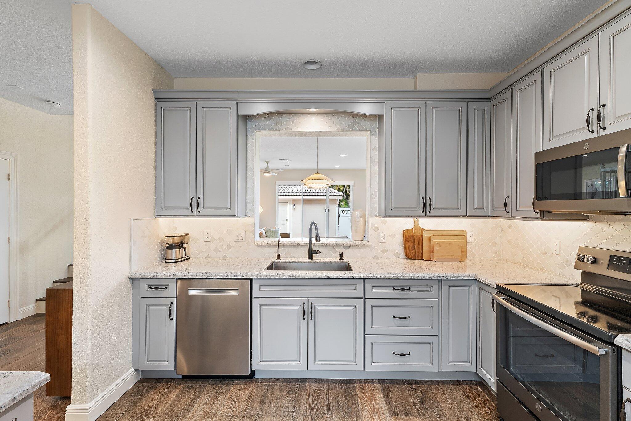 8041 Murano Circle