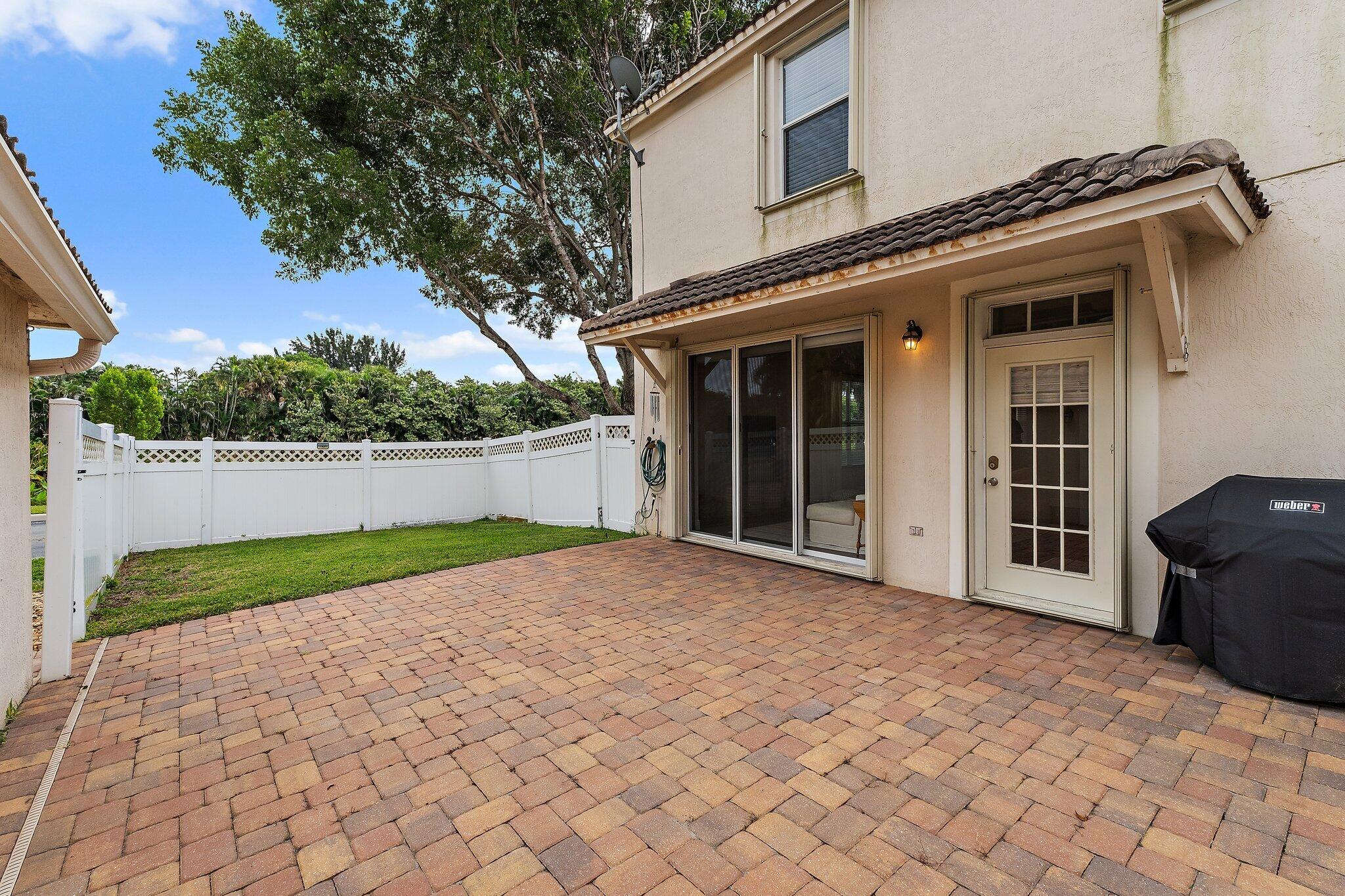 8041 Murano Circle