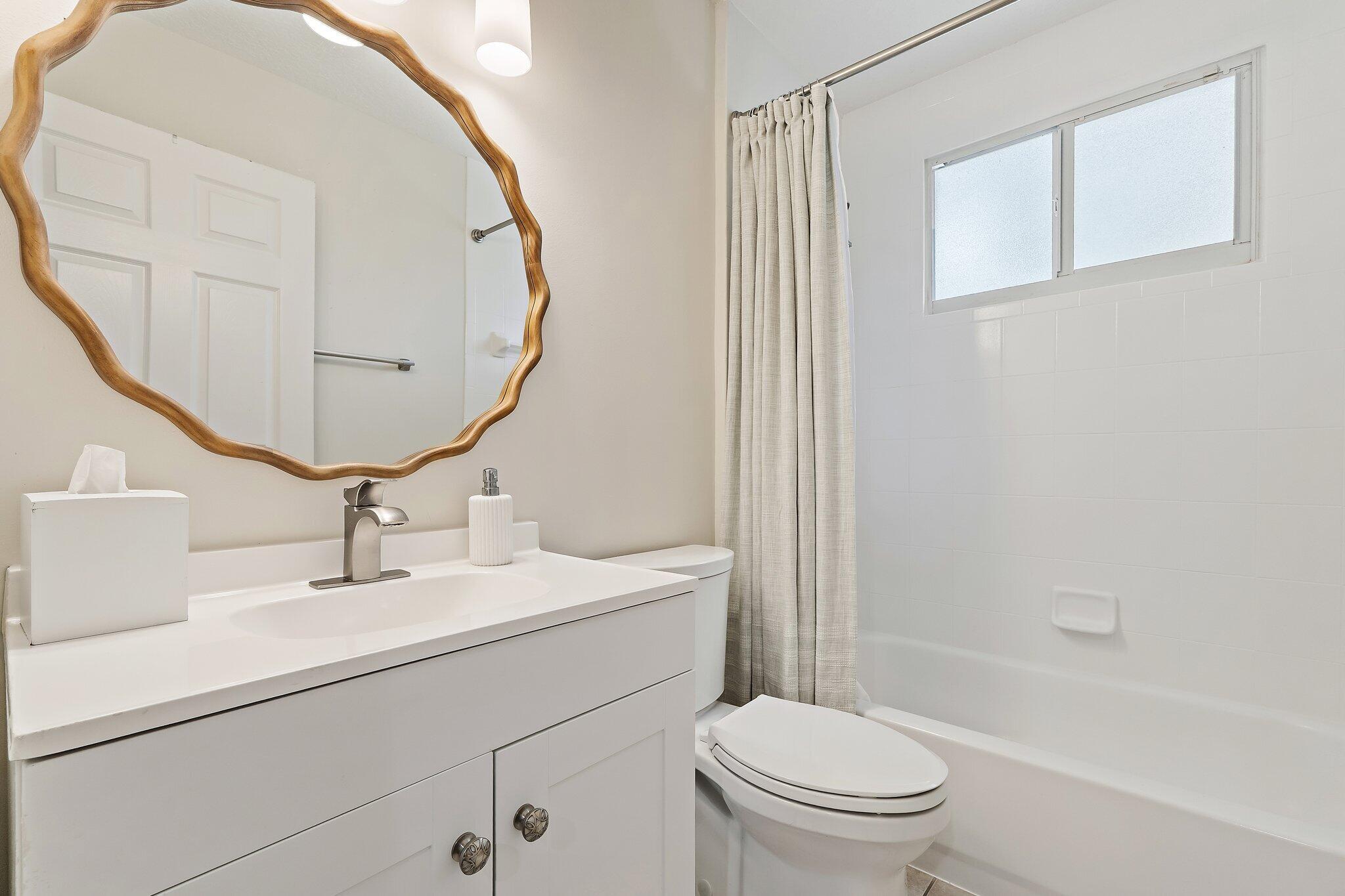 8041 Murano Circle
