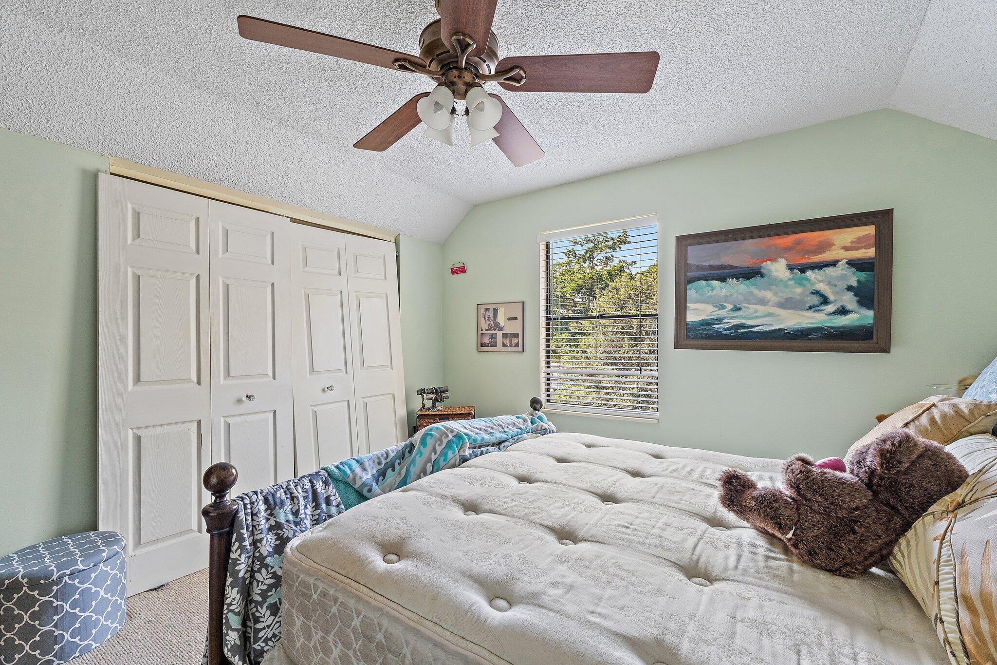 10390 Sandy Run