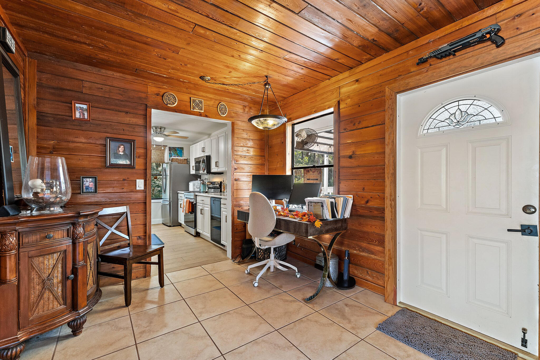 10390 Sandy Run