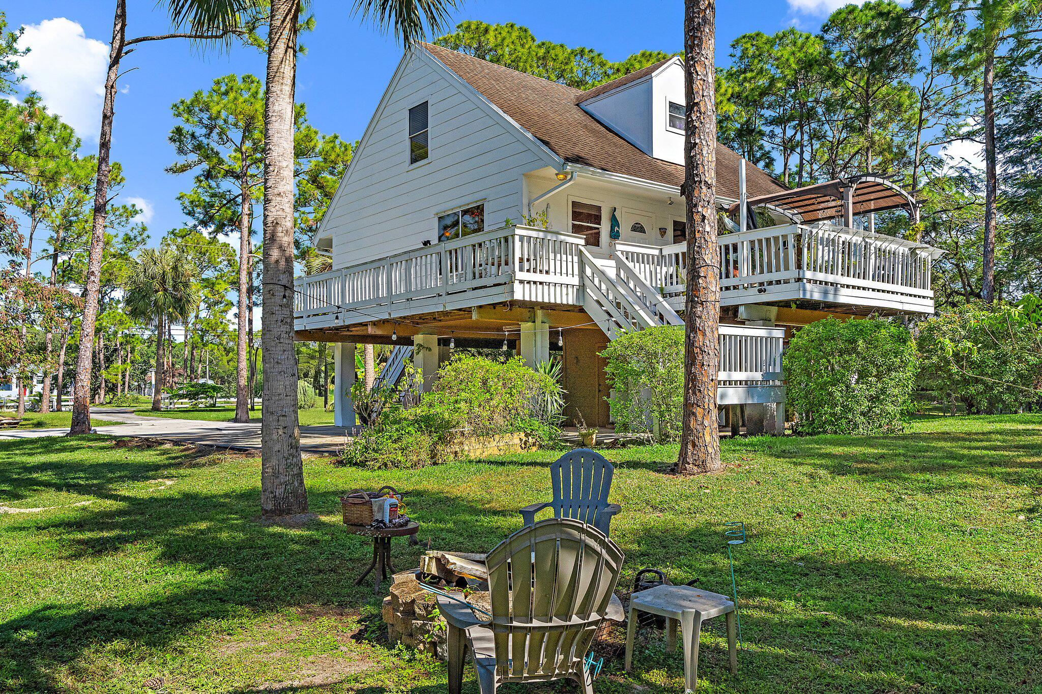 10390 Sandy Run
