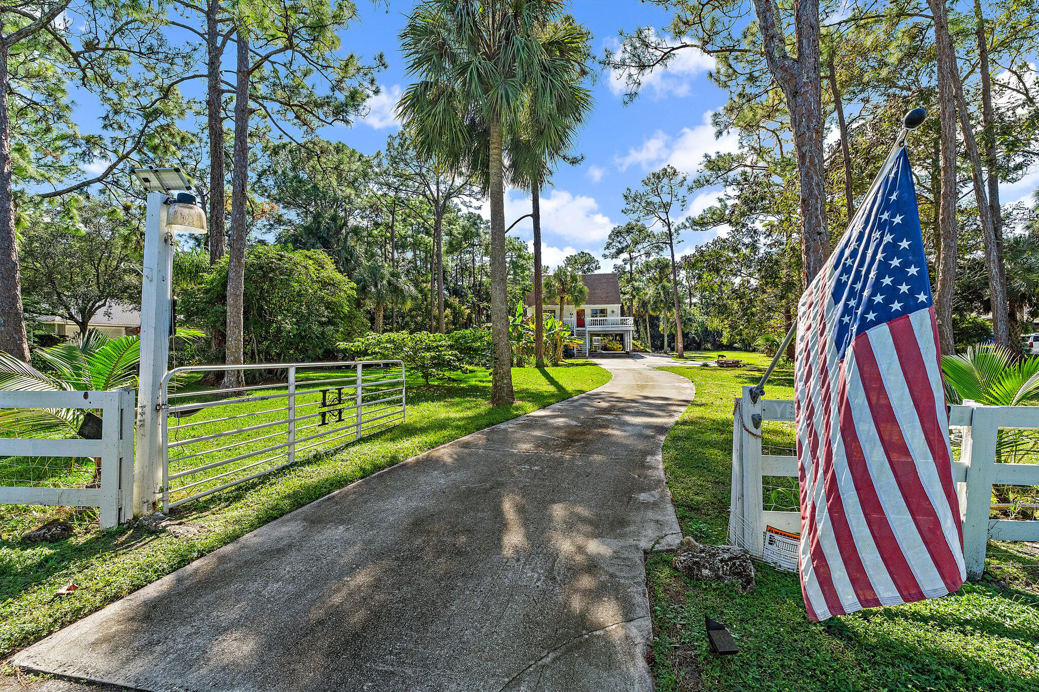 10390 Sandy Run
