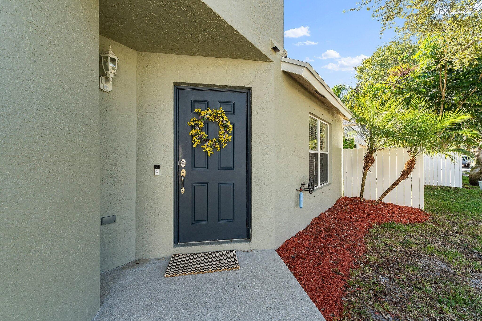 114 Pennock Landing Circle