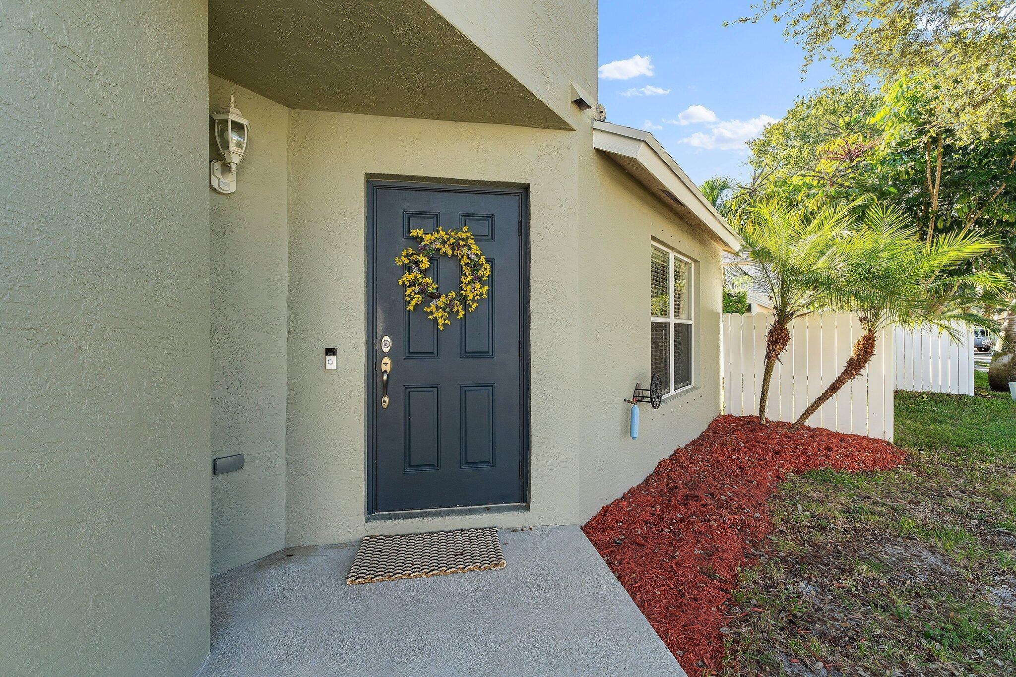 114 Pennock Landing Circle