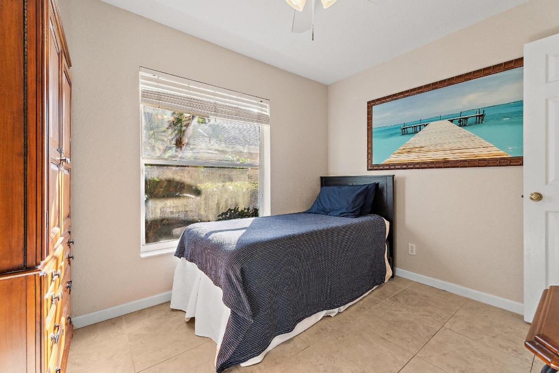 114 Pennock Landing Circle