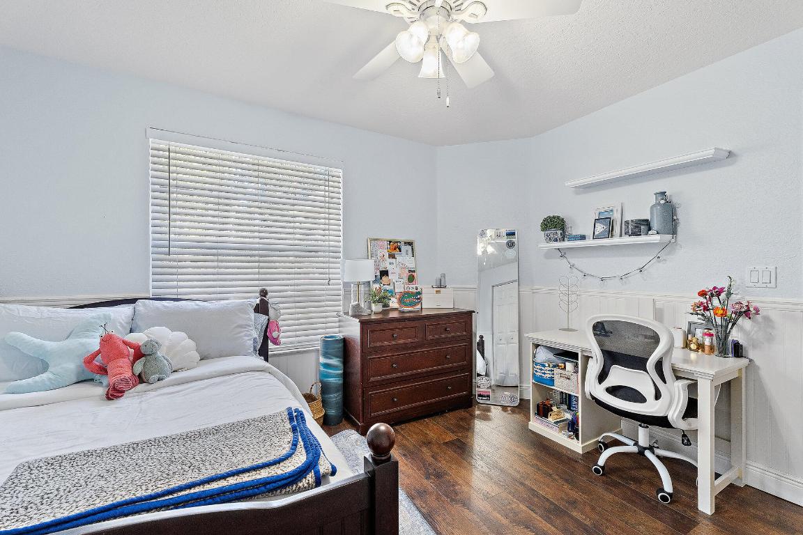 114 Pennock Landing Circle