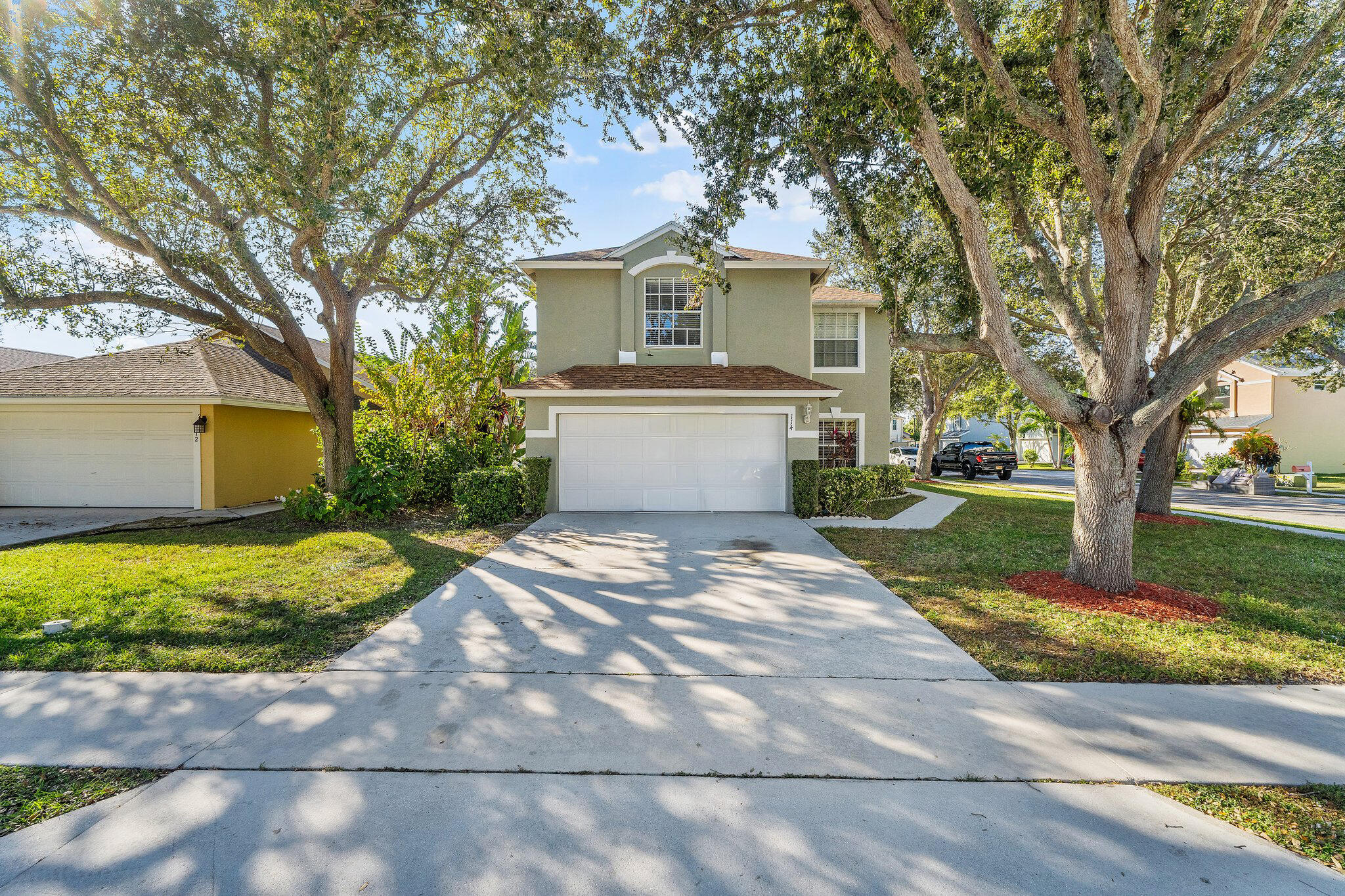 114 Pennock Landing Circle