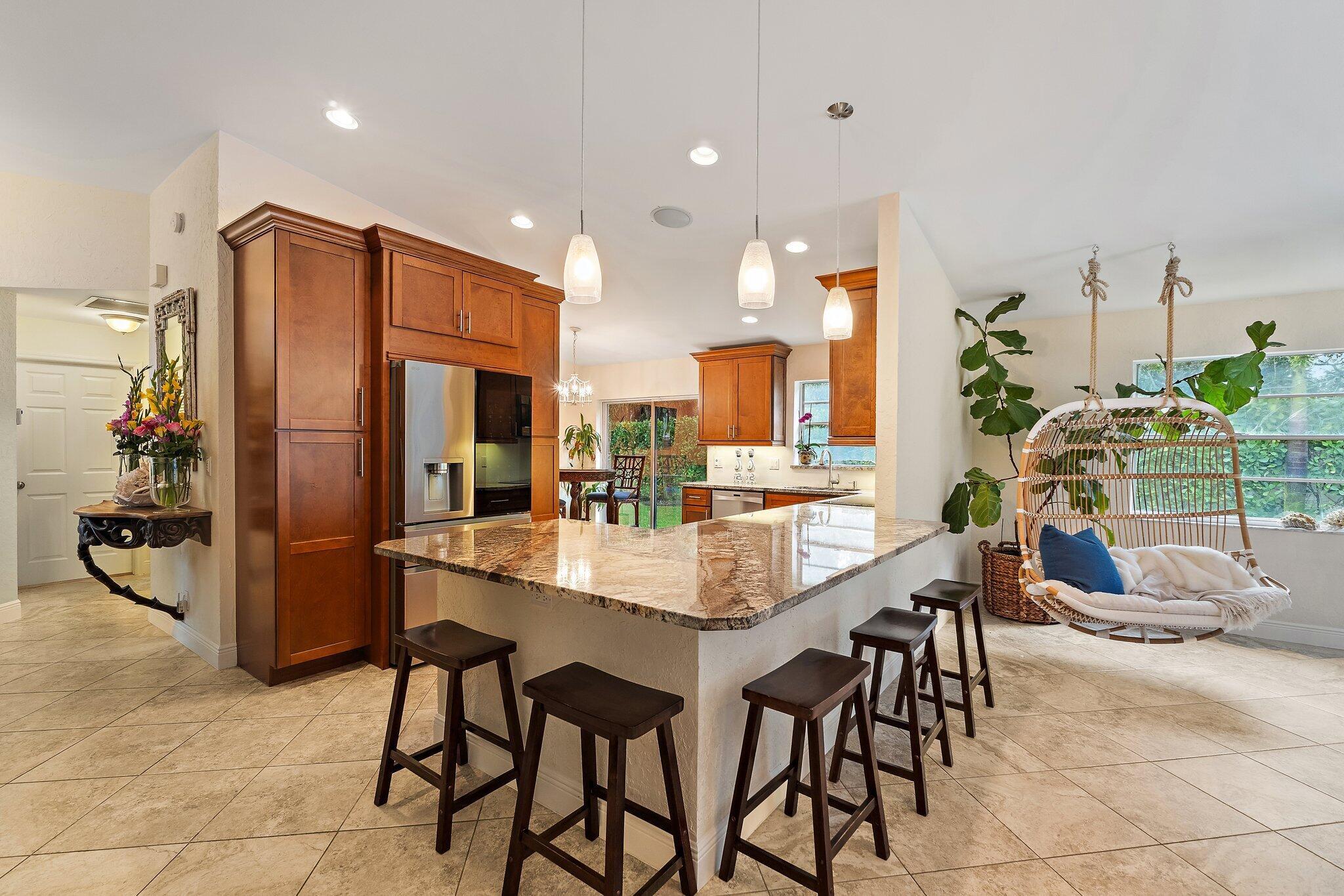 2614 La Lique Circle