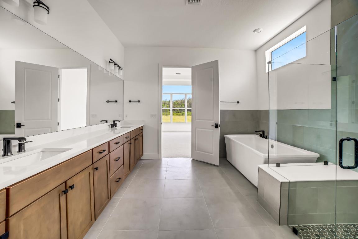 20161 SE Bridgewater Drive