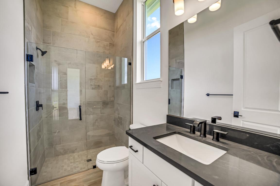 20161 SE Bridgewater Drive