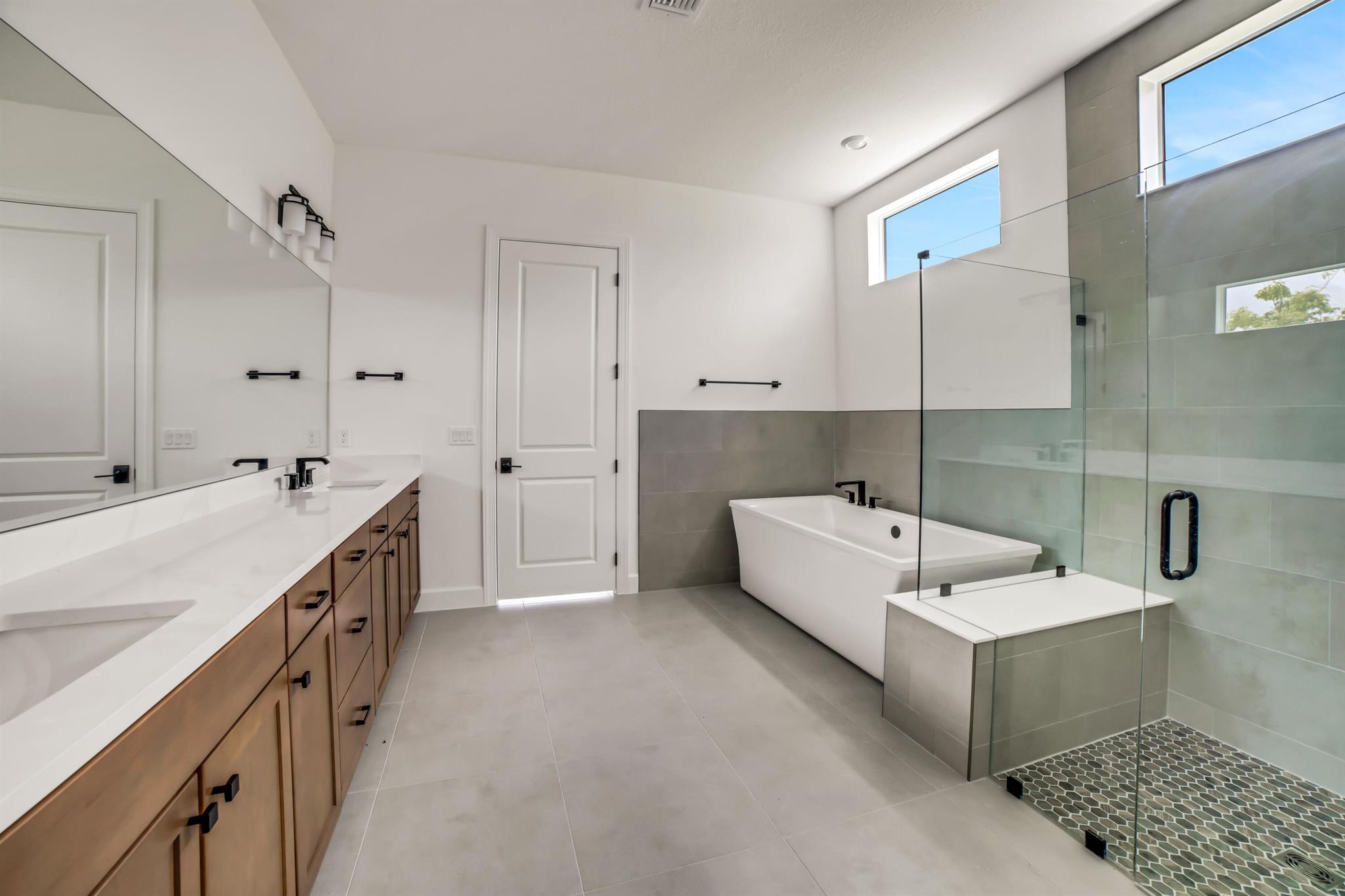 20161 SE Bridgewater Drive